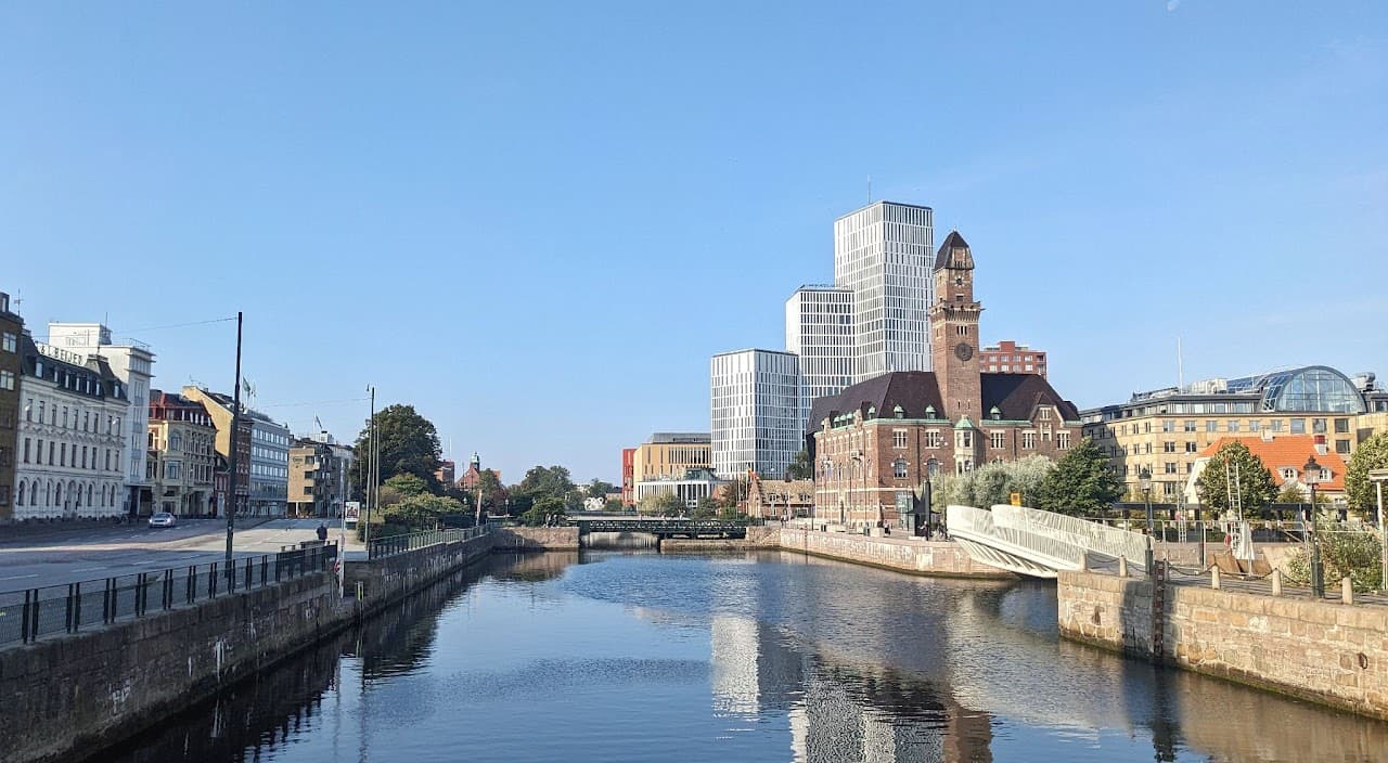 The clean Malmö skyline from the central canal